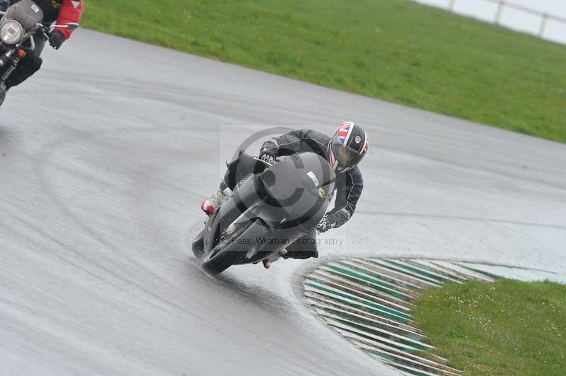 Motorcycle action photographs;anglesey circuit;anglesey trackday photographs;event digital images;eventdigitalimages;no limits trackday;oulton park circuit cheshire;peter wileman photography;trackday;trackday digital images;trackday photos;ty croes circuit wales