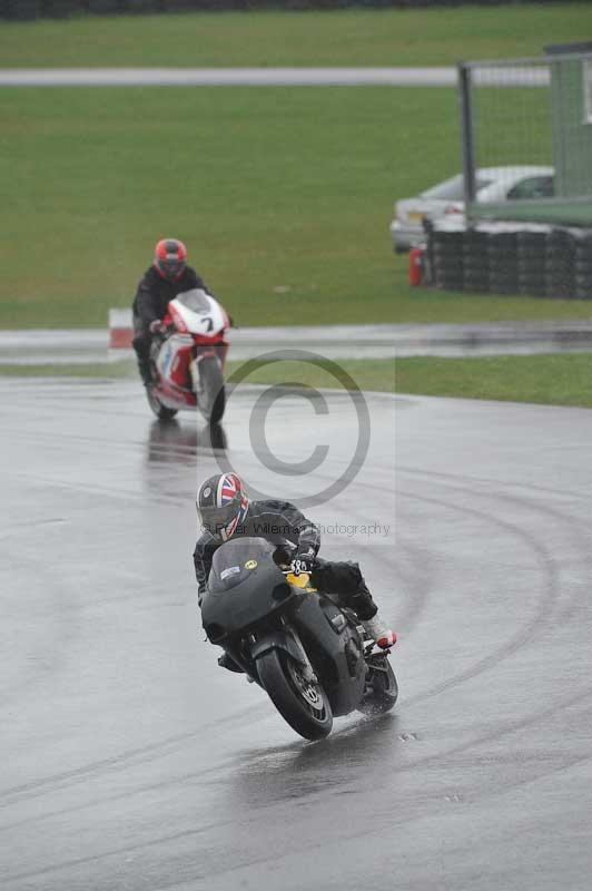 Motorcycle action photographs;anglesey circuit;anglesey trackday photographs;event digital images;eventdigitalimages;no limits trackday;oulton park circuit cheshire;peter wileman photography;trackday;trackday digital images;trackday photos;ty croes circuit wales