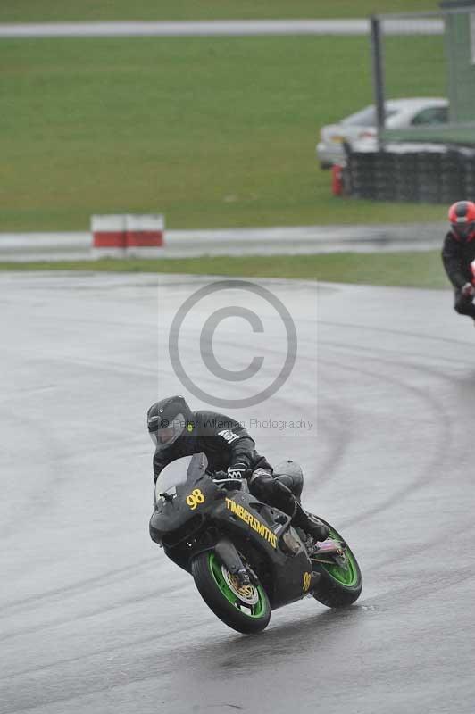 Motorcycle action photographs;anglesey circuit;anglesey trackday photographs;event digital images;eventdigitalimages;no limits trackday;oulton park circuit cheshire;peter wileman photography;trackday;trackday digital images;trackday photos;ty croes circuit wales