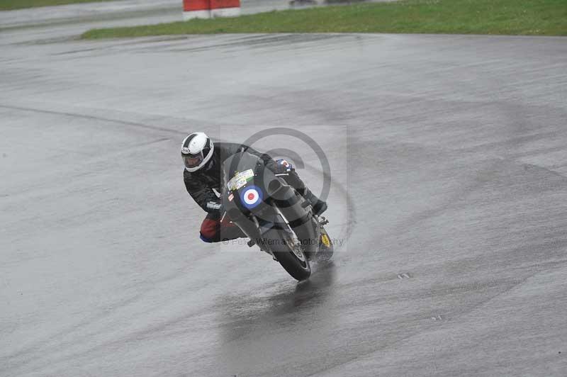 Motorcycle action photographs;anglesey circuit;anglesey trackday photographs;event digital images;eventdigitalimages;no limits trackday;oulton park circuit cheshire;peter wileman photography;trackday;trackday digital images;trackday photos;ty croes circuit wales