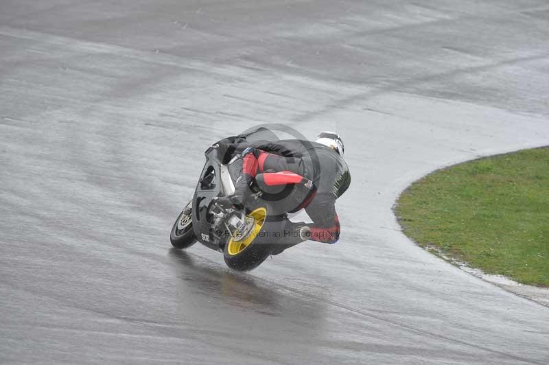 Motorcycle action photographs;anglesey circuit;anglesey trackday photographs;event digital images;eventdigitalimages;no limits trackday;oulton park circuit cheshire;peter wileman photography;trackday;trackday digital images;trackday photos;ty croes circuit wales