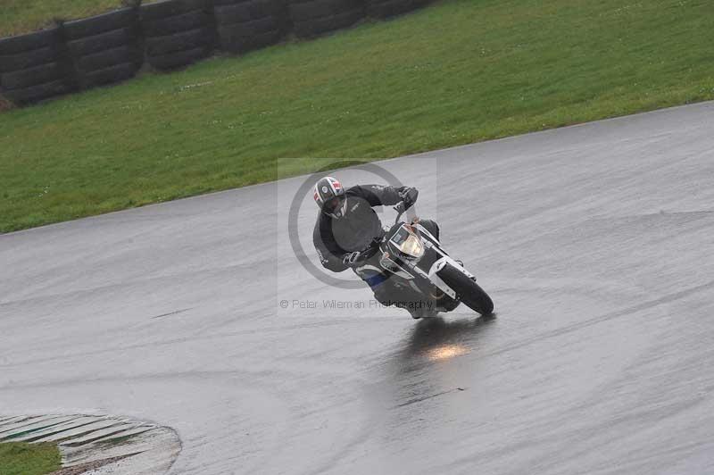 Motorcycle action photographs;anglesey circuit;anglesey trackday photographs;event digital images;eventdigitalimages;no limits trackday;oulton park circuit cheshire;peter wileman photography;trackday;trackday digital images;trackday photos;ty croes circuit wales