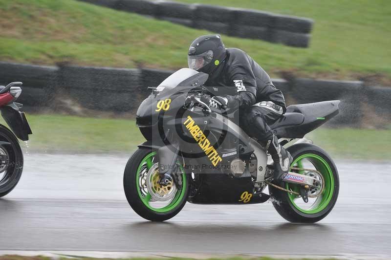 Motorcycle action photographs;anglesey circuit;anglesey trackday photographs;event digital images;eventdigitalimages;no limits trackday;oulton park circuit cheshire;peter wileman photography;trackday;trackday digital images;trackday photos;ty croes circuit wales