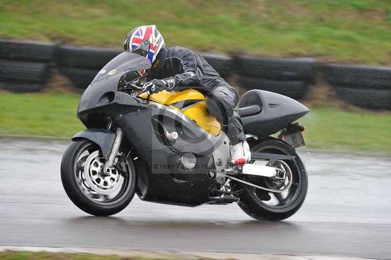 Motorcycle action photographs;anglesey circuit;anglesey trackday photographs;event digital images;eventdigitalimages;no limits trackday;oulton park circuit cheshire;peter wileman photography;trackday;trackday digital images;trackday photos;ty croes circuit wales