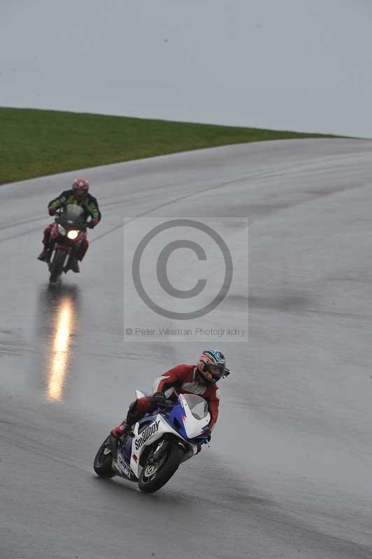 Motorcycle action photographs;anglesey circuit;anglesey trackday photographs;event digital images;eventdigitalimages;no limits trackday;oulton park circuit cheshire;peter wileman photography;trackday;trackday digital images;trackday photos;ty croes circuit wales