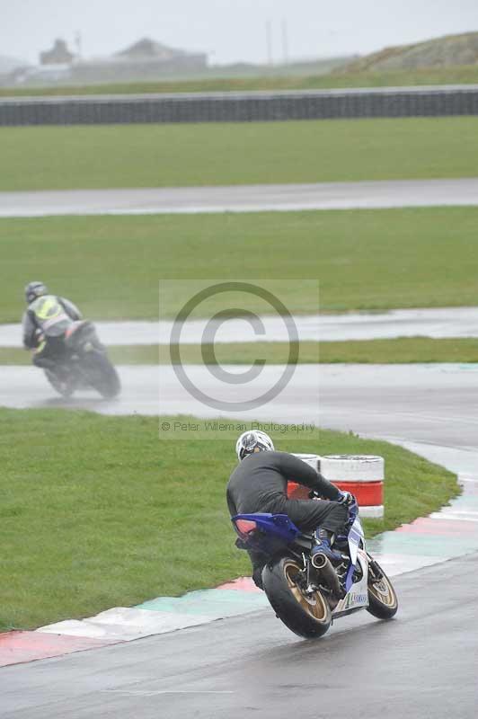 Motorcycle action photographs;anglesey circuit;anglesey trackday photographs;event digital images;eventdigitalimages;no limits trackday;oulton park circuit cheshire;peter wileman photography;trackday;trackday digital images;trackday photos;ty croes circuit wales