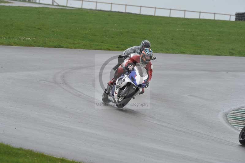 Motorcycle action photographs;anglesey circuit;anglesey trackday photographs;event digital images;eventdigitalimages;no limits trackday;oulton park circuit cheshire;peter wileman photography;trackday;trackday digital images;trackday photos;ty croes circuit wales