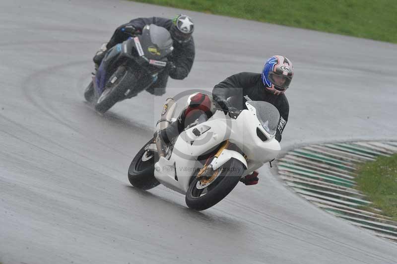 Motorcycle action photographs;anglesey circuit;anglesey trackday photographs;event digital images;eventdigitalimages;no limits trackday;oulton park circuit cheshire;peter wileman photography;trackday;trackday digital images;trackday photos;ty croes circuit wales