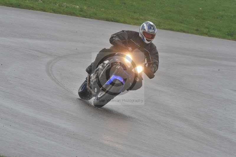 Motorcycle action photographs;anglesey circuit;anglesey trackday photographs;event digital images;eventdigitalimages;no limits trackday;oulton park circuit cheshire;peter wileman photography;trackday;trackday digital images;trackday photos;ty croes circuit wales