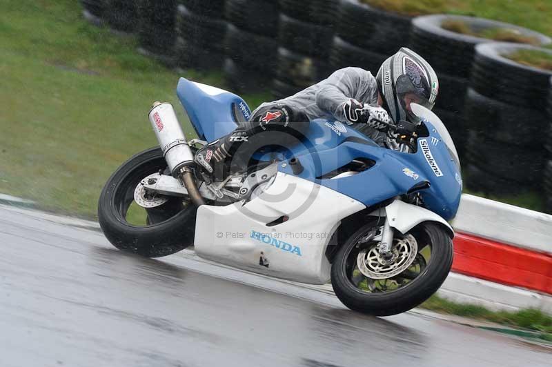 Motorcycle action photographs;anglesey circuit;anglesey trackday photographs;event digital images;eventdigitalimages;no limits trackday;oulton park circuit cheshire;peter wileman photography;trackday;trackday digital images;trackday photos;ty croes circuit wales