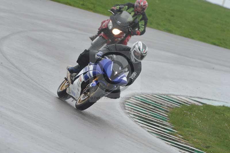 Motorcycle action photographs;anglesey circuit;anglesey trackday photographs;event digital images;eventdigitalimages;no limits trackday;oulton park circuit cheshire;peter wileman photography;trackday;trackday digital images;trackday photos;ty croes circuit wales