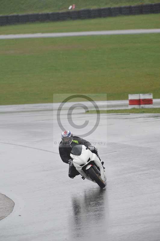 Motorcycle action photographs;anglesey circuit;anglesey trackday photographs;event digital images;eventdigitalimages;no limits trackday;oulton park circuit cheshire;peter wileman photography;trackday;trackday digital images;trackday photos;ty croes circuit wales