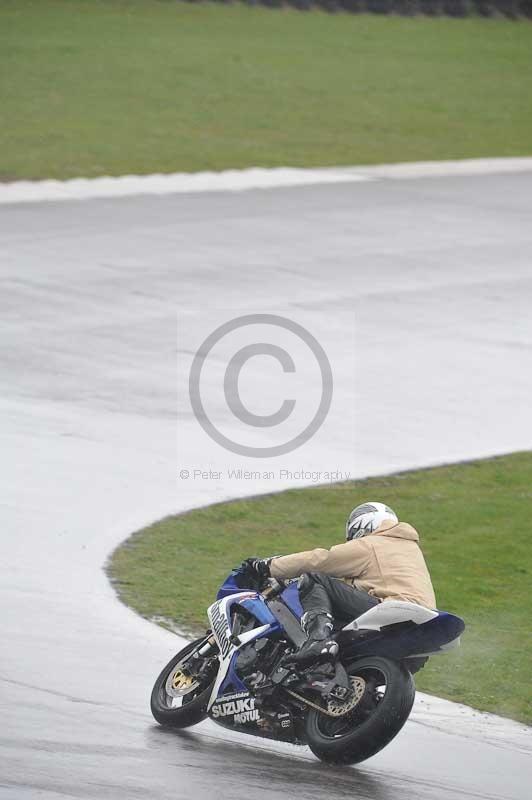 Motorcycle action photographs;anglesey circuit;anglesey trackday photographs;event digital images;eventdigitalimages;no limits trackday;oulton park circuit cheshire;peter wileman photography;trackday;trackday digital images;trackday photos;ty croes circuit wales