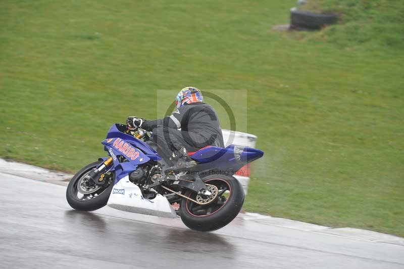 Motorcycle action photographs;anglesey circuit;anglesey trackday photographs;event digital images;eventdigitalimages;no limits trackday;oulton park circuit cheshire;peter wileman photography;trackday;trackday digital images;trackday photos;ty croes circuit wales