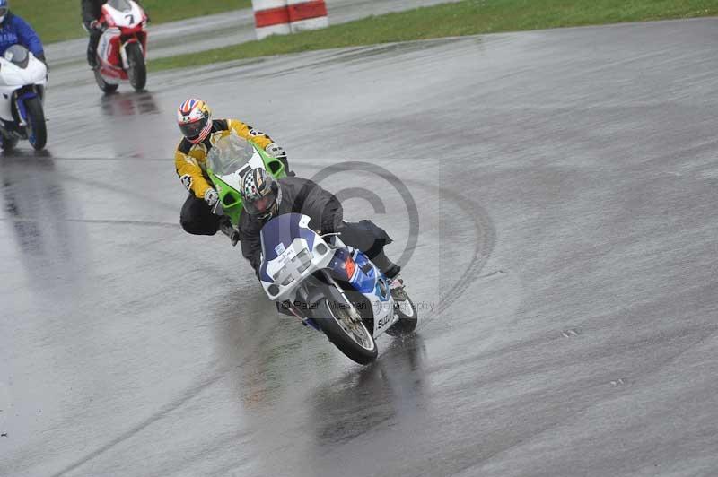 Motorcycle action photographs;anglesey circuit;anglesey trackday photographs;event digital images;eventdigitalimages;no limits trackday;oulton park circuit cheshire;peter wileman photography;trackday;trackday digital images;trackday photos;ty croes circuit wales