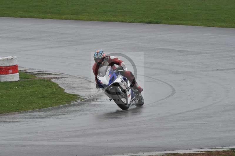 Motorcycle action photographs;anglesey circuit;anglesey trackday photographs;event digital images;eventdigitalimages;no limits trackday;oulton park circuit cheshire;peter wileman photography;trackday;trackday digital images;trackday photos;ty croes circuit wales