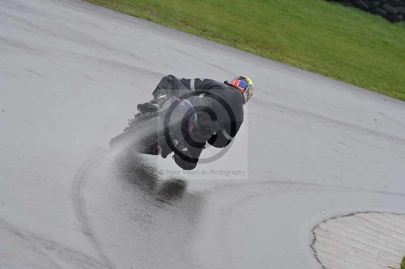 Motorcycle action photographs;anglesey circuit;anglesey trackday photographs;event digital images;eventdigitalimages;no limits trackday;oulton park circuit cheshire;peter wileman photography;trackday;trackday digital images;trackday photos;ty croes circuit wales