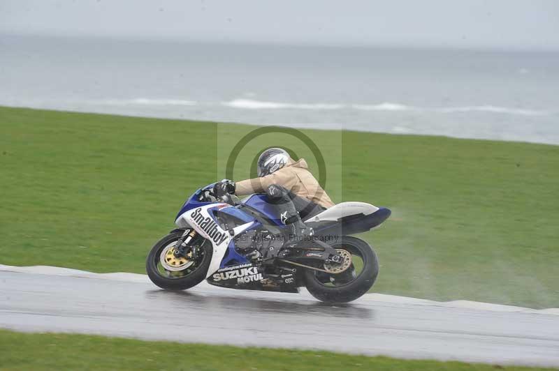 Motorcycle action photographs;anglesey circuit;anglesey trackday photographs;event digital images;eventdigitalimages;no limits trackday;oulton park circuit cheshire;peter wileman photography;trackday;trackday digital images;trackday photos;ty croes circuit wales