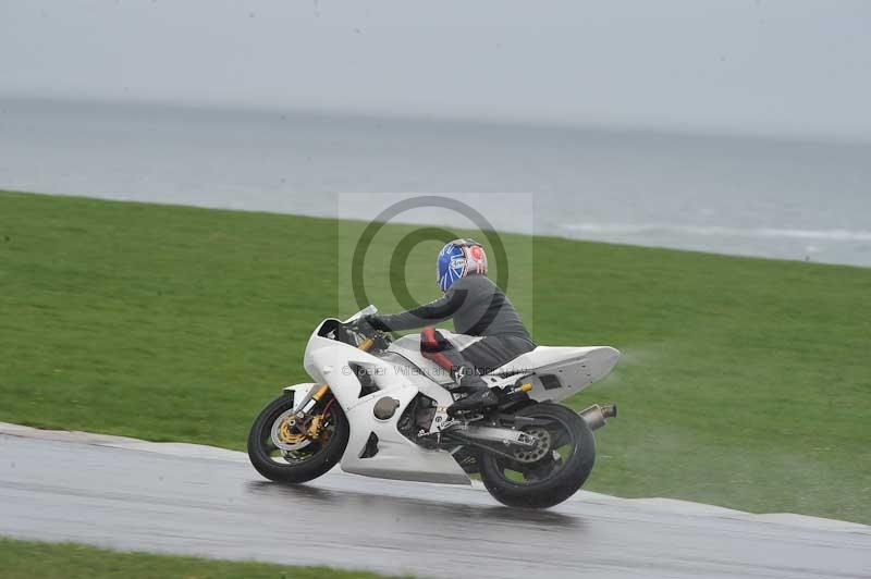 Motorcycle action photographs;anglesey circuit;anglesey trackday photographs;event digital images;eventdigitalimages;no limits trackday;oulton park circuit cheshire;peter wileman photography;trackday;trackday digital images;trackday photos;ty croes circuit wales