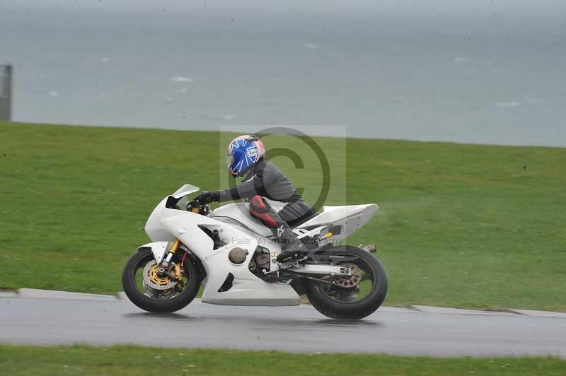 Motorcycle action photographs;anglesey circuit;anglesey trackday photographs;event digital images;eventdigitalimages;no limits trackday;oulton park circuit cheshire;peter wileman photography;trackday;trackday digital images;trackday photos;ty croes circuit wales