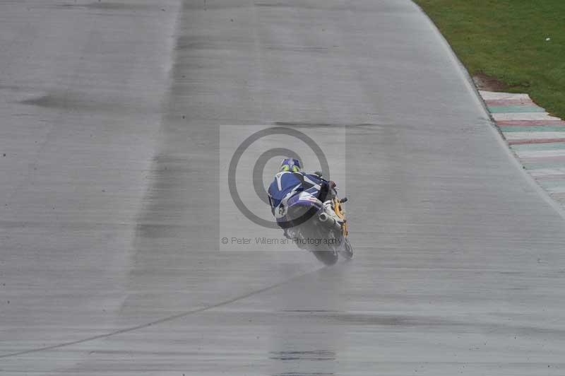 Motorcycle action photographs;anglesey circuit;anglesey trackday photographs;event digital images;eventdigitalimages;no limits trackday;oulton park circuit cheshire;peter wileman photography;trackday;trackday digital images;trackday photos;ty croes circuit wales