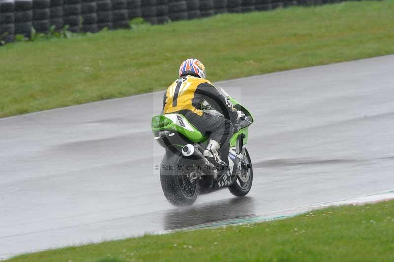 Motorcycle action photographs;anglesey circuit;anglesey trackday photographs;event digital images;eventdigitalimages;no limits trackday;oulton park circuit cheshire;peter wileman photography;trackday;trackday digital images;trackday photos;ty croes circuit wales