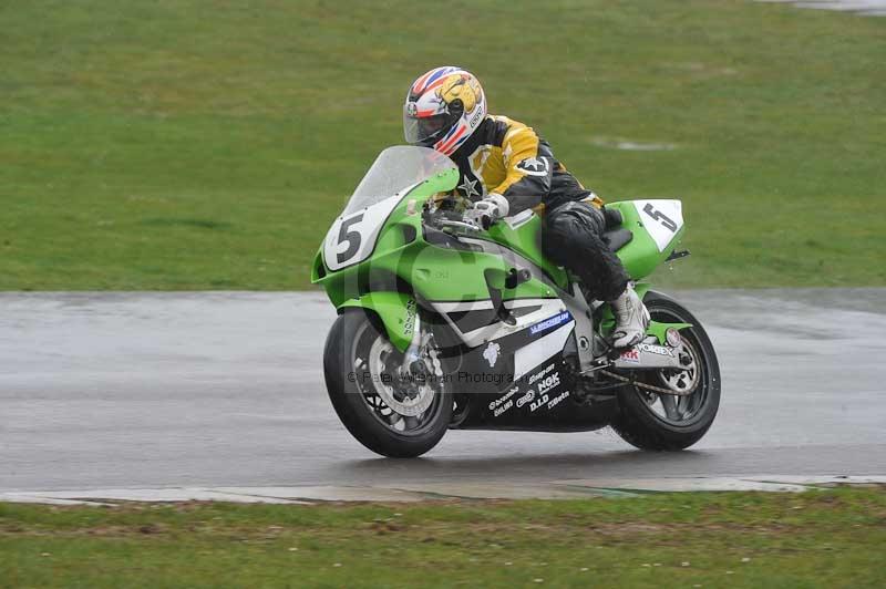 Motorcycle action photographs;anglesey circuit;anglesey trackday photographs;event digital images;eventdigitalimages;no limits trackday;oulton park circuit cheshire;peter wileman photography;trackday;trackday digital images;trackday photos;ty croes circuit wales