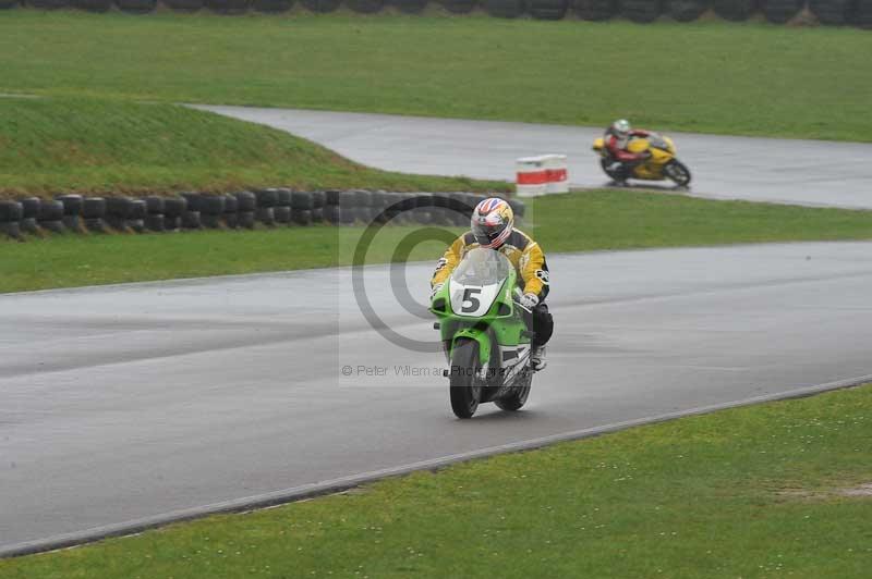 Motorcycle action photographs;anglesey circuit;anglesey trackday photographs;event digital images;eventdigitalimages;no limits trackday;oulton park circuit cheshire;peter wileman photography;trackday;trackday digital images;trackday photos;ty croes circuit wales