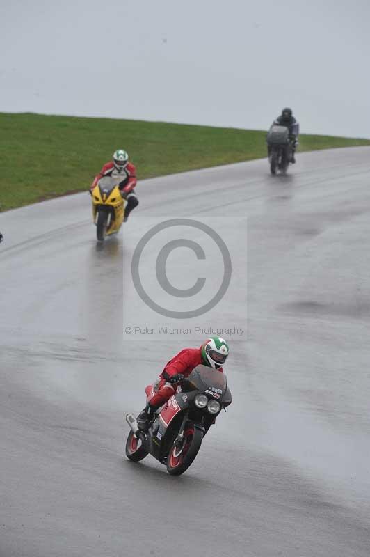 Motorcycle action photographs;anglesey circuit;anglesey trackday photographs;event digital images;eventdigitalimages;no limits trackday;oulton park circuit cheshire;peter wileman photography;trackday;trackday digital images;trackday photos;ty croes circuit wales