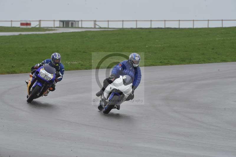 Motorcycle action photographs;anglesey circuit;anglesey trackday photographs;event digital images;eventdigitalimages;no limits trackday;oulton park circuit cheshire;peter wileman photography;trackday;trackday digital images;trackday photos;ty croes circuit wales