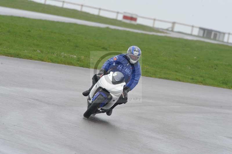 Motorcycle action photographs;anglesey circuit;anglesey trackday photographs;event digital images;eventdigitalimages;no limits trackday;oulton park circuit cheshire;peter wileman photography;trackday;trackday digital images;trackday photos;ty croes circuit wales