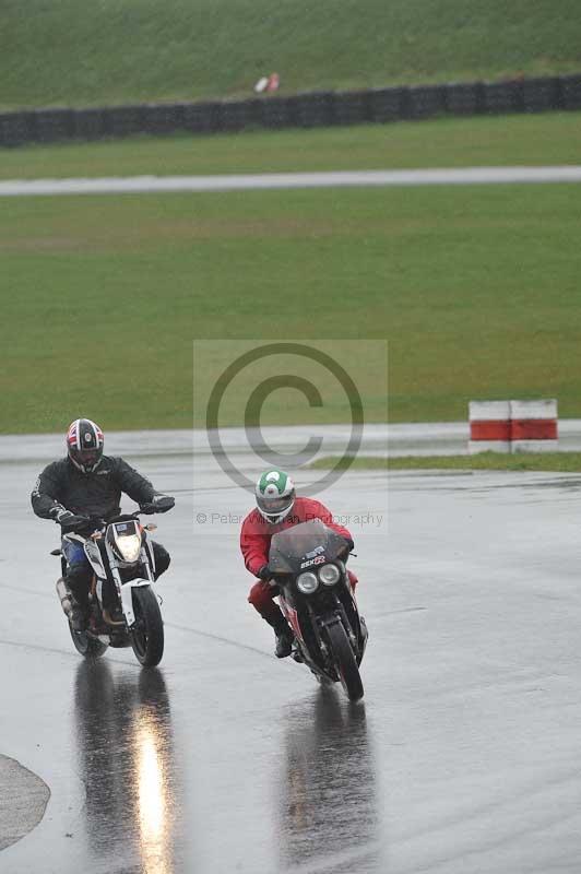 Motorcycle action photographs;anglesey circuit;anglesey trackday photographs;event digital images;eventdigitalimages;no limits trackday;oulton park circuit cheshire;peter wileman photography;trackday;trackday digital images;trackday photos;ty croes circuit wales