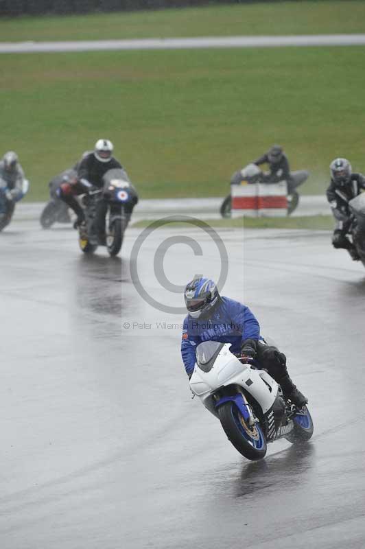 Motorcycle action photographs;anglesey circuit;anglesey trackday photographs;event digital images;eventdigitalimages;no limits trackday;oulton park circuit cheshire;peter wileman photography;trackday;trackday digital images;trackday photos;ty croes circuit wales