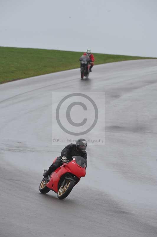 Motorcycle action photographs;anglesey circuit;anglesey trackday photographs;event digital images;eventdigitalimages;no limits trackday;oulton park circuit cheshire;peter wileman photography;trackday;trackday digital images;trackday photos;ty croes circuit wales