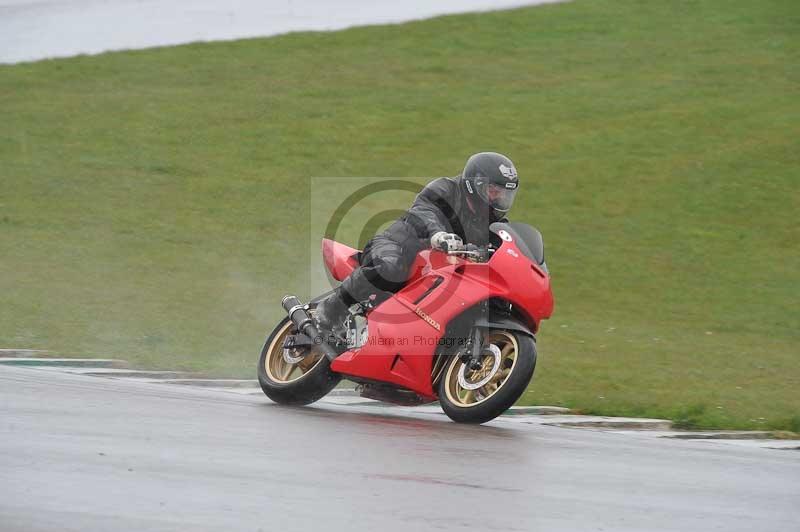 Motorcycle action photographs;anglesey circuit;anglesey trackday photographs;event digital images;eventdigitalimages;no limits trackday;oulton park circuit cheshire;peter wileman photography;trackday;trackday digital images;trackday photos;ty croes circuit wales