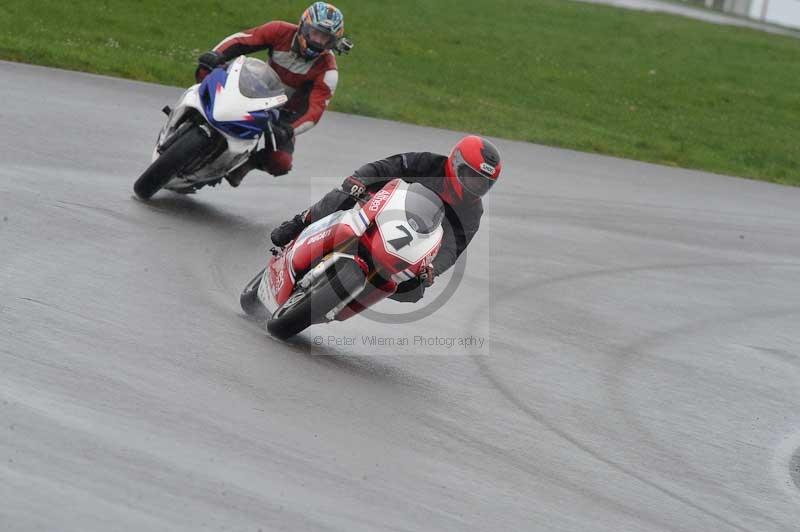 Motorcycle action photographs;anglesey circuit;anglesey trackday photographs;event digital images;eventdigitalimages;no limits trackday;oulton park circuit cheshire;peter wileman photography;trackday;trackday digital images;trackday photos;ty croes circuit wales