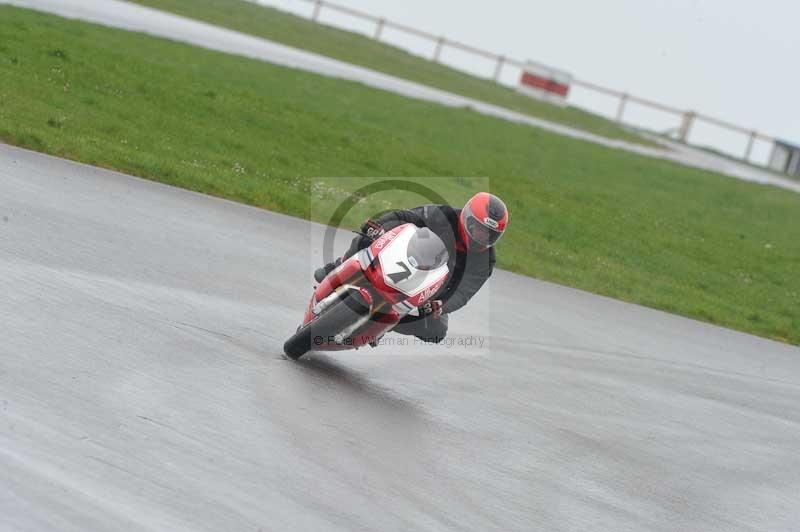 Motorcycle action photographs;anglesey circuit;anglesey trackday photographs;event digital images;eventdigitalimages;no limits trackday;oulton park circuit cheshire;peter wileman photography;trackday;trackday digital images;trackday photos;ty croes circuit wales