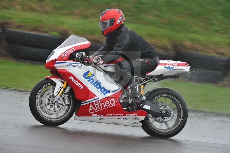 Motorcycle action photographs;anglesey circuit;anglesey trackday photographs;event digital images;eventdigitalimages;no limits trackday;oulton park circuit cheshire;peter wileman photography;trackday;trackday digital images;trackday photos;ty croes circuit wales