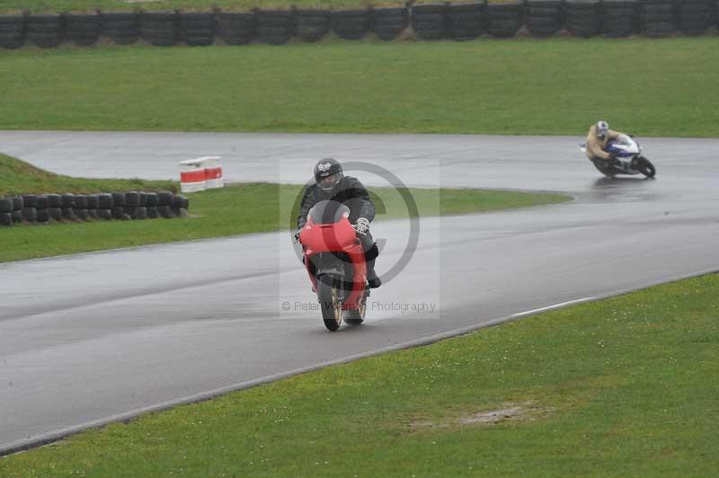 Motorcycle action photographs;anglesey circuit;anglesey trackday photographs;event digital images;eventdigitalimages;no limits trackday;oulton park circuit cheshire;peter wileman photography;trackday;trackday digital images;trackday photos;ty croes circuit wales