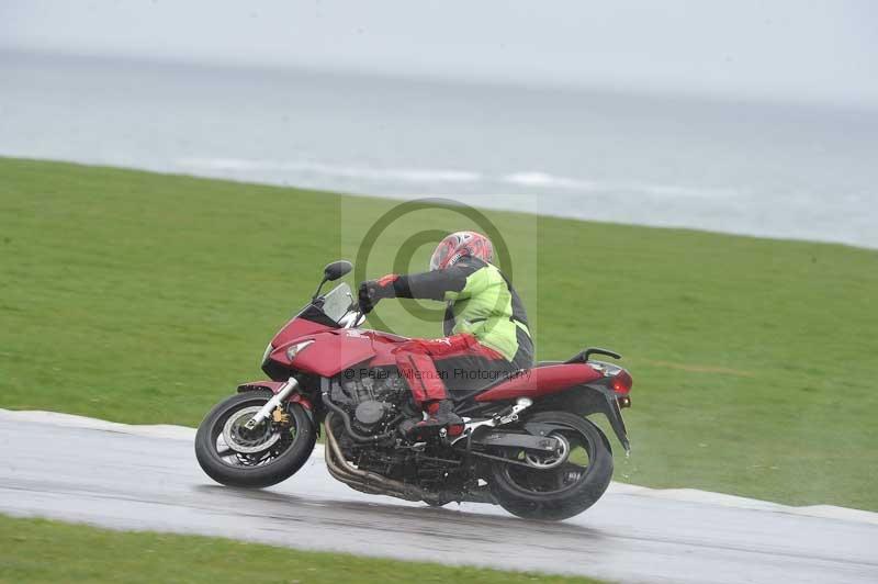 Motorcycle action photographs;anglesey circuit;anglesey trackday photographs;event digital images;eventdigitalimages;no limits trackday;oulton park circuit cheshire;peter wileman photography;trackday;trackday digital images;trackday photos;ty croes circuit wales