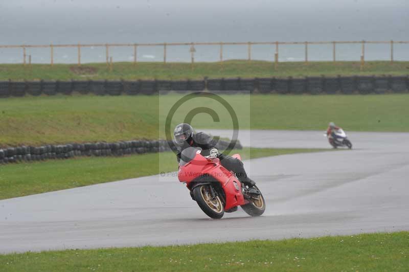 Motorcycle action photographs;anglesey circuit;anglesey trackday photographs;event digital images;eventdigitalimages;no limits trackday;oulton park circuit cheshire;peter wileman photography;trackday;trackday digital images;trackday photos;ty croes circuit wales