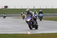 Motorcycle-action-photographs;Trackday-digital-images;event-digital-images;eventdigitalimages;no-limits-trackday;peter-wileman-photography;snetterton;snetterton-circuit-norfolk;snetterton-photographs;trackday;trackday-photos