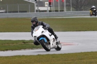 Motorcycle-action-photographs;Trackday-digital-images;event-digital-images;eventdigitalimages;no-limits-trackday;peter-wileman-photography;snetterton;snetterton-circuit-norfolk;snetterton-photographs;trackday;trackday-photos