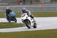 Motorcycle-action-photographs;Trackday-digital-images;event-digital-images;eventdigitalimages;no-limits-trackday;peter-wileman-photography;snetterton;snetterton-circuit-norfolk;snetterton-photographs;trackday;trackday-photos