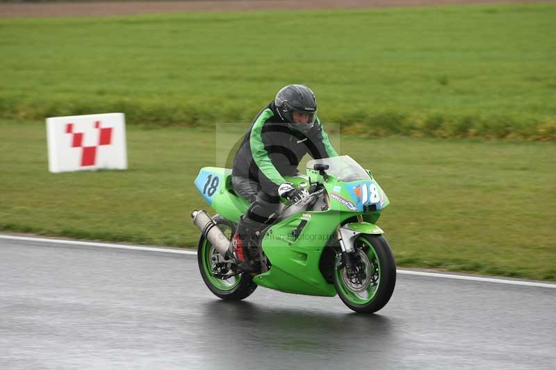 Motorcycle action photographs;Trackday digital images;event digital images;eventdigitalimages;no limits trackday;peter wileman photography;snetterton;snetterton circuit norfolk;snetterton photographs;trackday;trackday photos