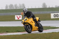 Motorcycle-action-photographs;Trackday-digital-images;event-digital-images;eventdigitalimages;no-limits-trackday;peter-wileman-photography;snetterton;snetterton-circuit-norfolk;snetterton-photographs;trackday;trackday-photos