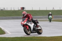 Motorcycle-action-photographs;Trackday-digital-images;event-digital-images;eventdigitalimages;no-limits-trackday;peter-wileman-photography;snetterton;snetterton-circuit-norfolk;snetterton-photographs;trackday;trackday-photos