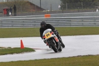 Motorcycle-action-photographs;Trackday-digital-images;event-digital-images;eventdigitalimages;no-limits-trackday;peter-wileman-photography;snetterton;snetterton-circuit-norfolk;snetterton-photographs;trackday;trackday-photos