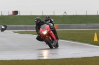 Motorcycle-action-photographs;Trackday-digital-images;event-digital-images;eventdigitalimages;no-limits-trackday;peter-wileman-photography;snetterton;snetterton-circuit-norfolk;snetterton-photographs;trackday;trackday-photos