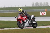 Motorcycle-action-photographs;Trackday-digital-images;event-digital-images;eventdigitalimages;no-limits-trackday;peter-wileman-photography;snetterton;snetterton-circuit-norfolk;snetterton-photographs;trackday;trackday-photos